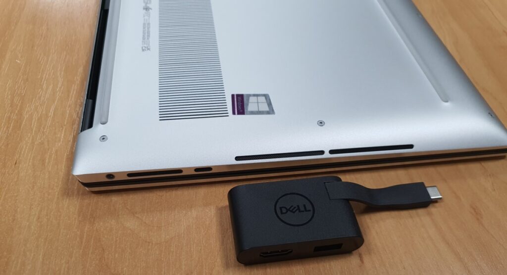 Dell XPS 15 9500 USB adapter